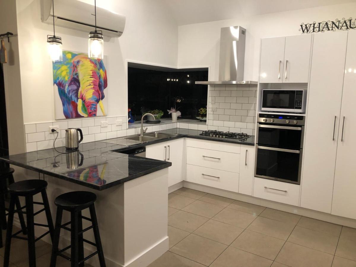 Warm On Waterloo Bed & Breakfast Palmerston North Ngoại thất bức ảnh